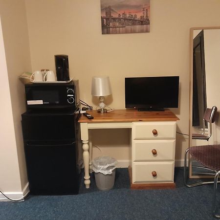 Kings Arms Guest House Ebbw Vale Kültér fotó