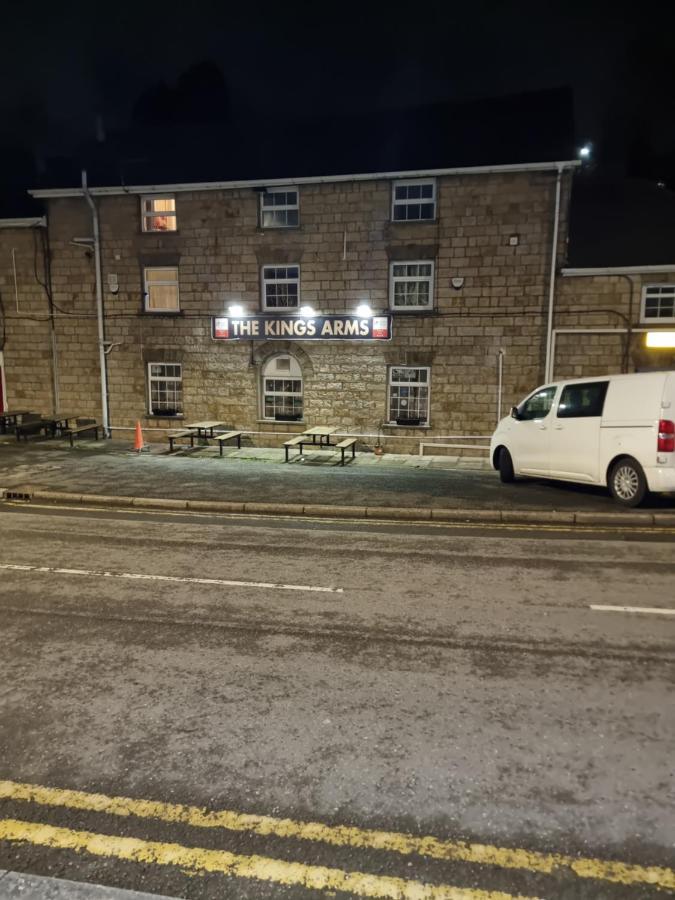 Kings Arms Guest House Ebbw Vale Kültér fotó